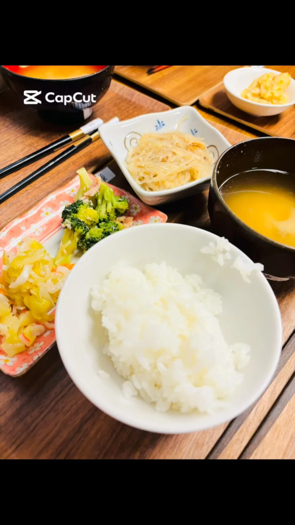 今日の朝食は、、、