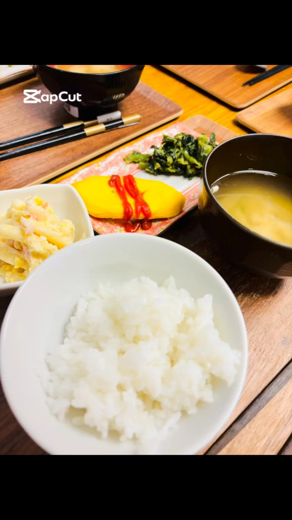 今日の朝食は、、、