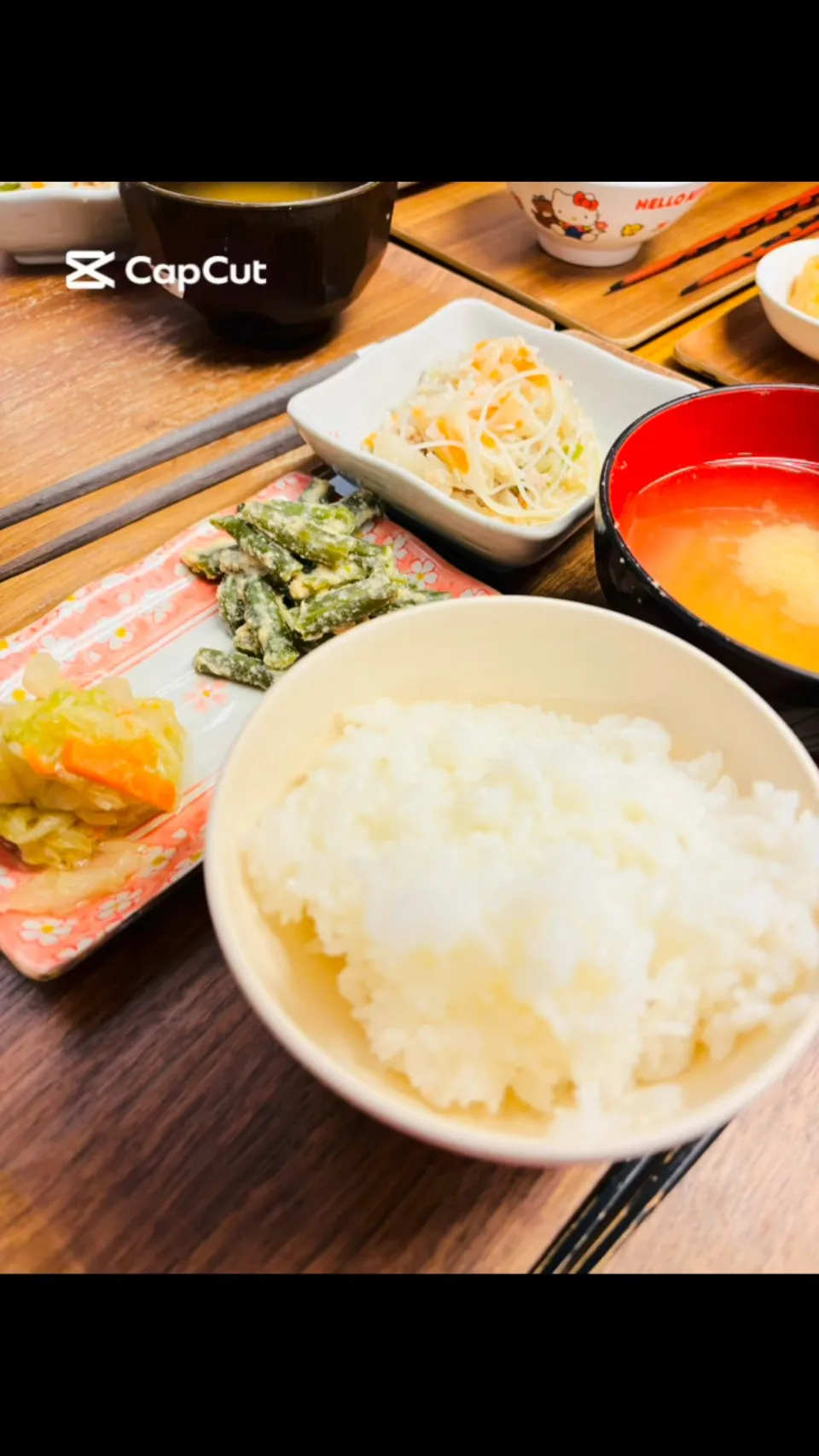 今日の朝食は、、、