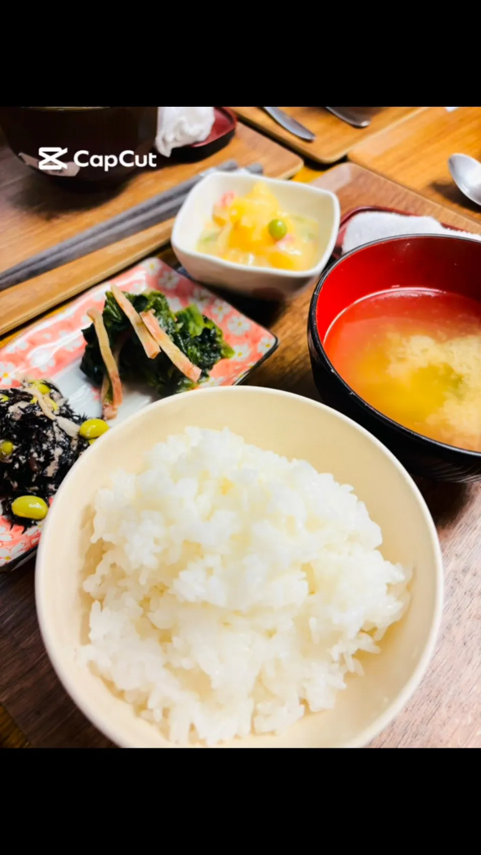 今日の朝食は、、、