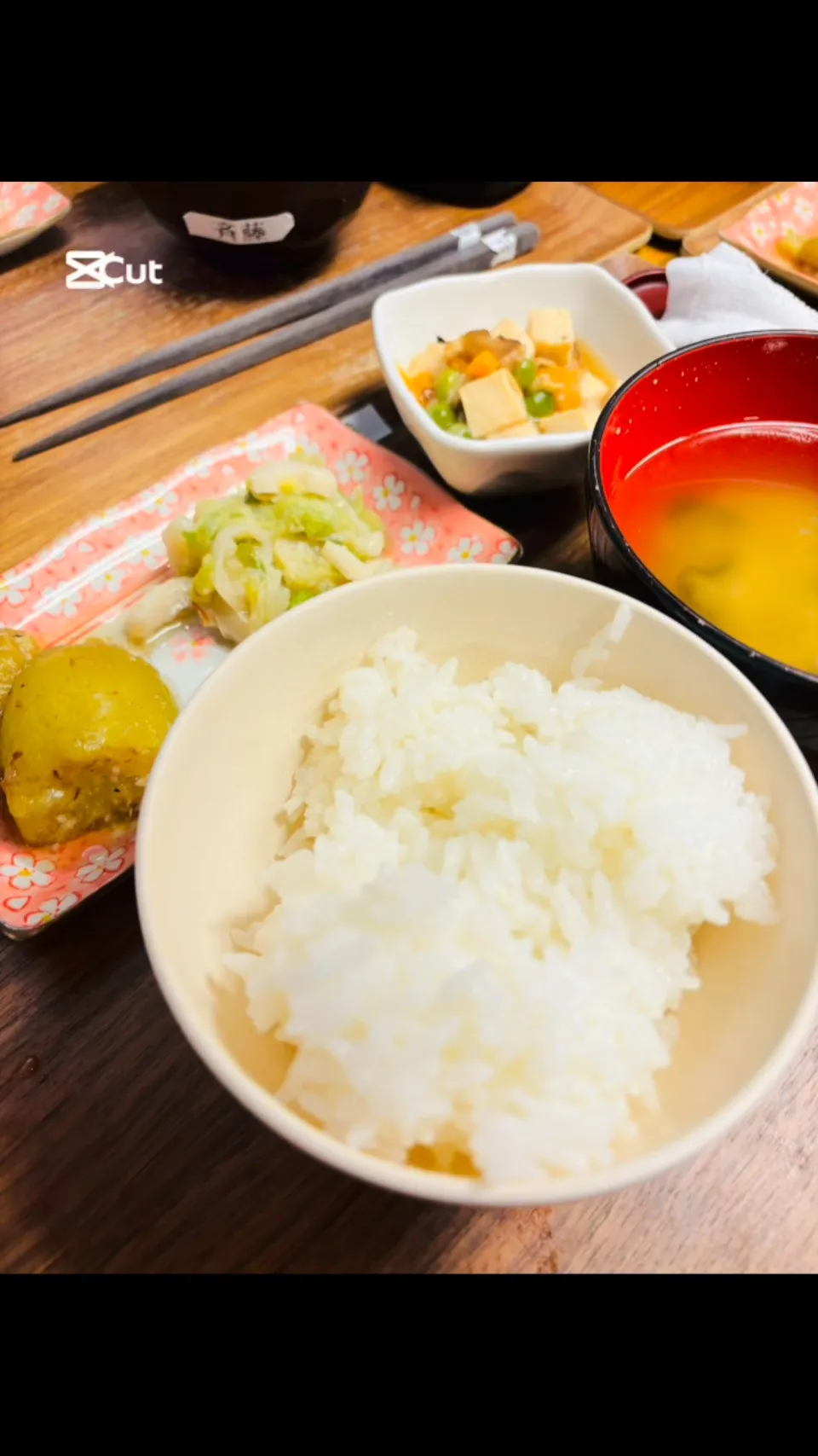 今日の朝食は、、、