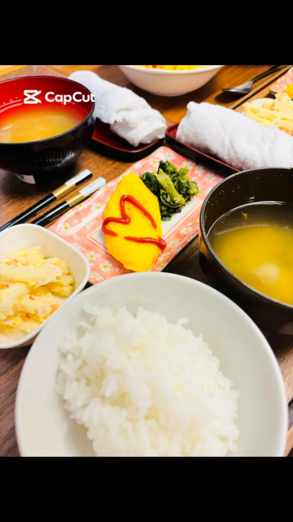 今日の朝食は、、、