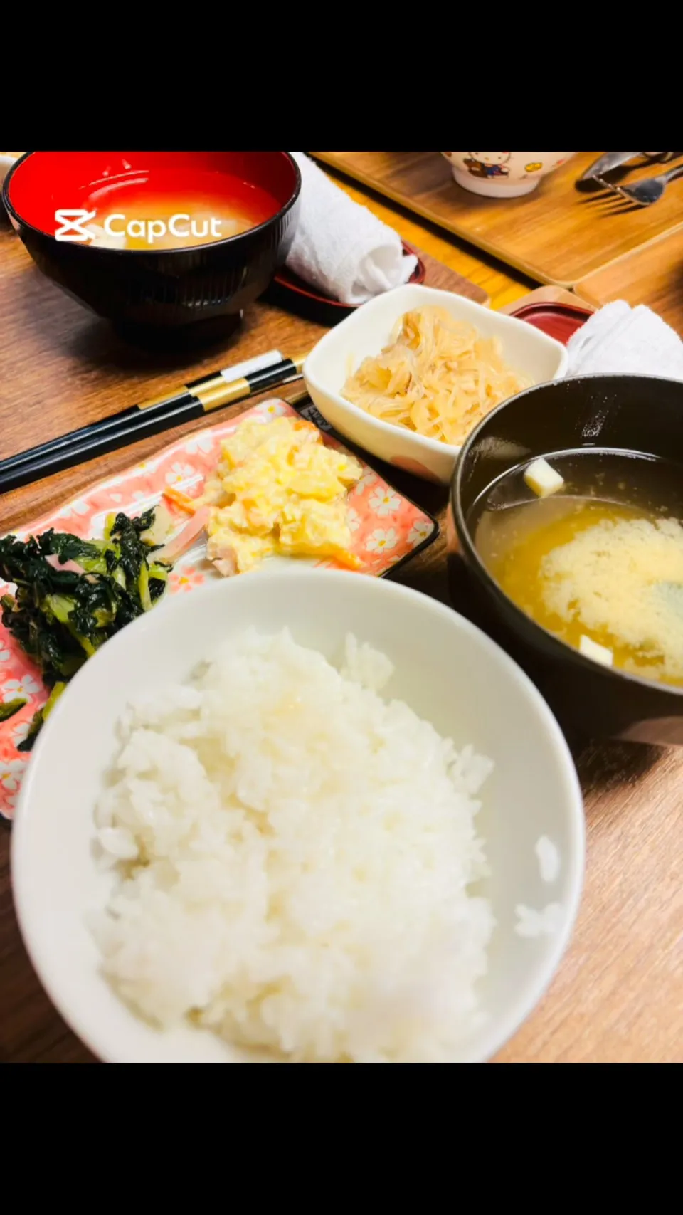 今日の朝食は、、、