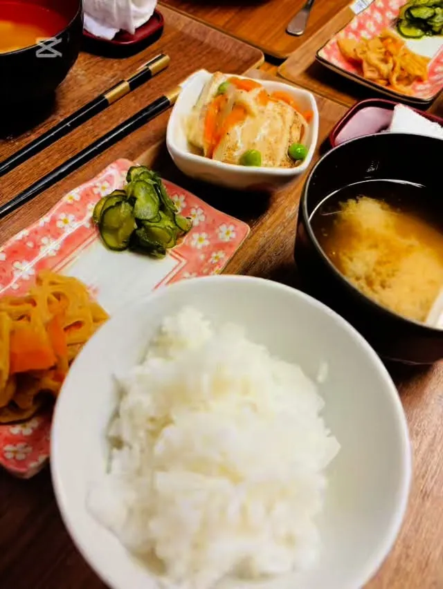 今日の朝食は、、、